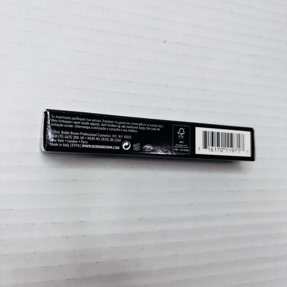 Price firm BOBBI BROWN Black Regard Intense Smokey Eye Mascara - Picture 6 of 6